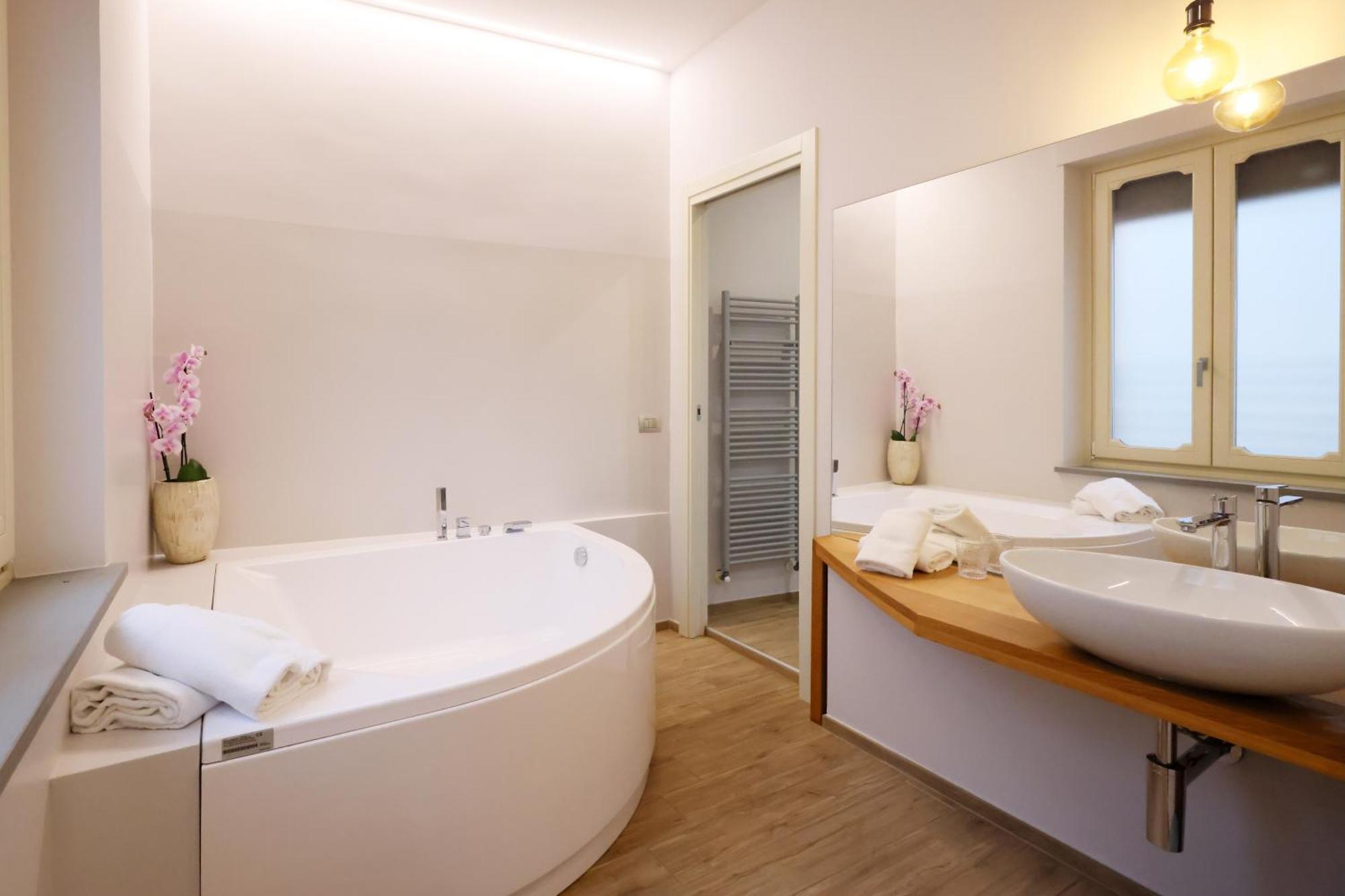 알바 Palazzo Belli B&B 외부 사진