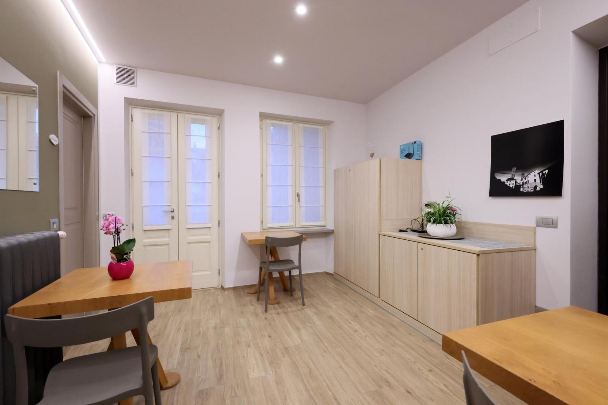 알바 Palazzo Belli B&B 외부 사진