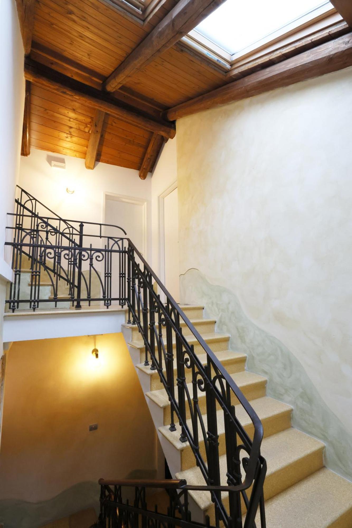알바 Palazzo Belli B&B 외부 사진