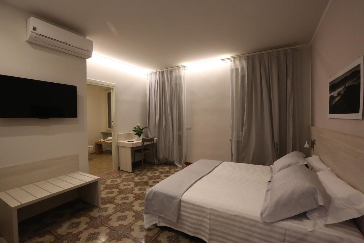 알바 Palazzo Belli B&B 외부 사진