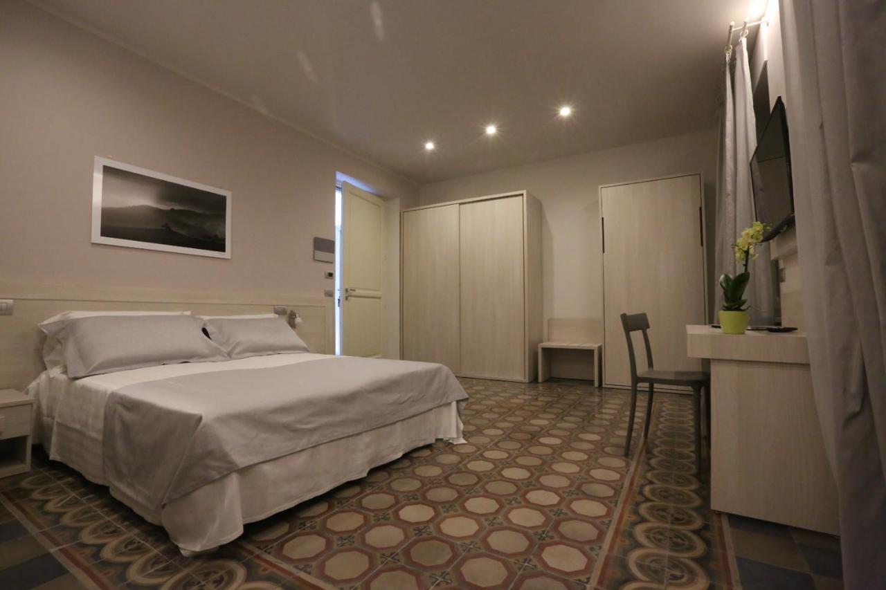 알바 Palazzo Belli B&B 외부 사진